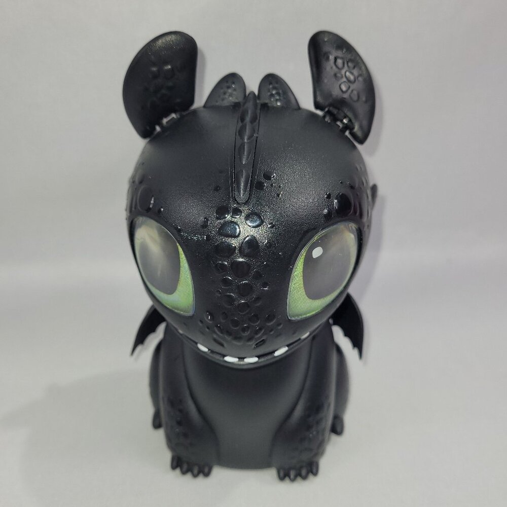 How to Train Your Dragon Hidden World Toothless Hatching Dragon Electronic Toy